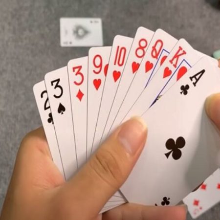 Hướng dẫn từ A tới Z luật chơi và cách chơi bài phỏm cho tay mơ